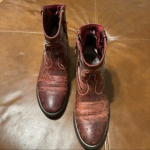 Ariat Booties | Burgundy
